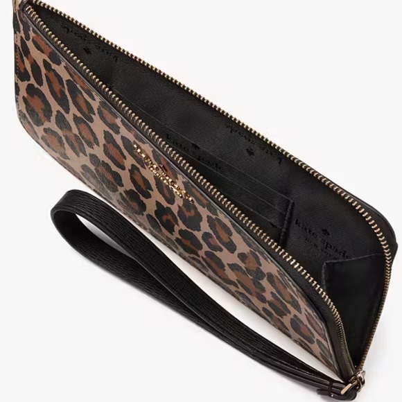 Kate Spade Lucy Leopard Medium L Zip Wristlet
Brown Multi Leopard 
NWT - Picture 3 of 16